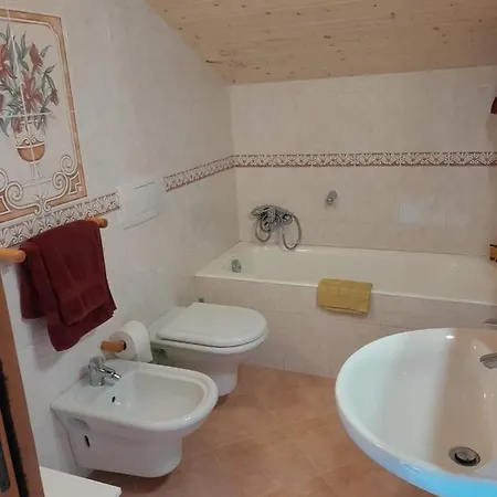 Casa Emma Vacanze Apartament *